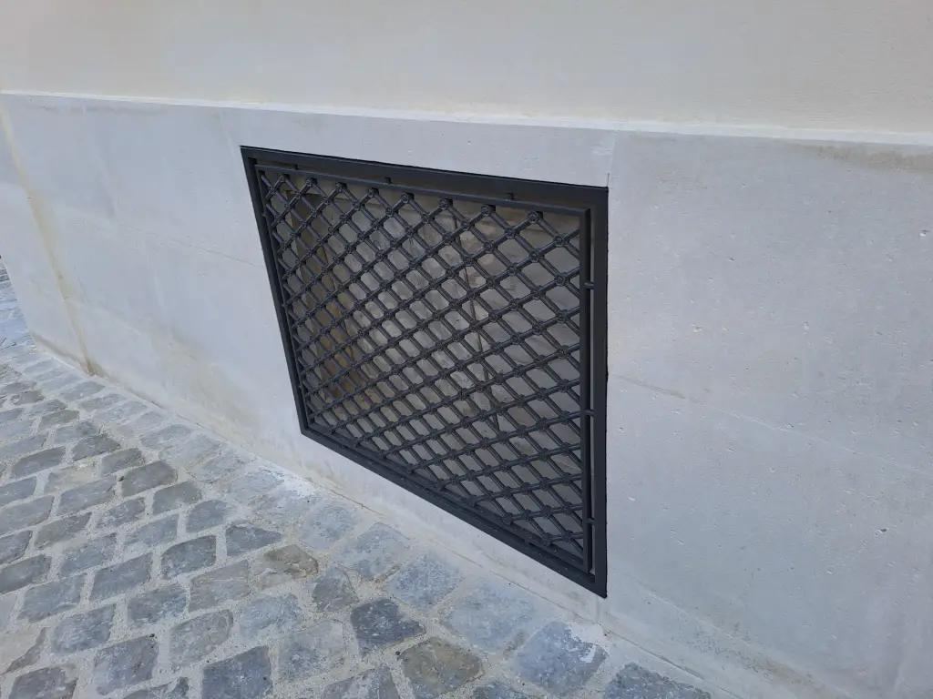 panhard_renovation_grilles.jpg