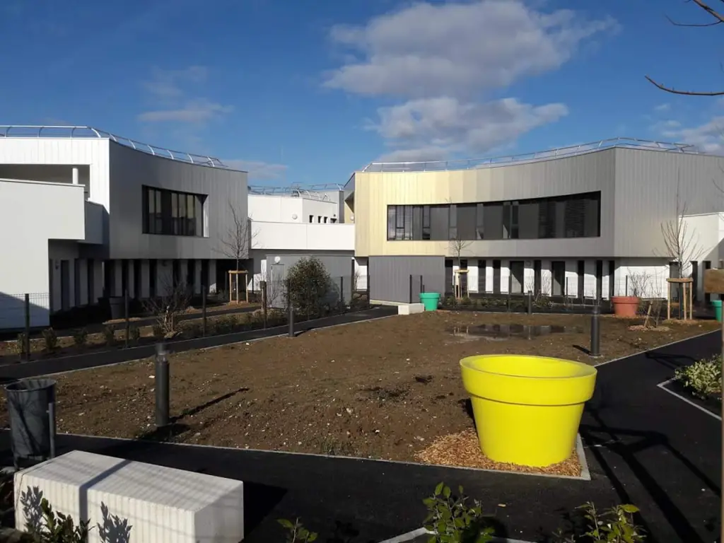 Construction du centre de sante pour enfants Winnicott.jpg