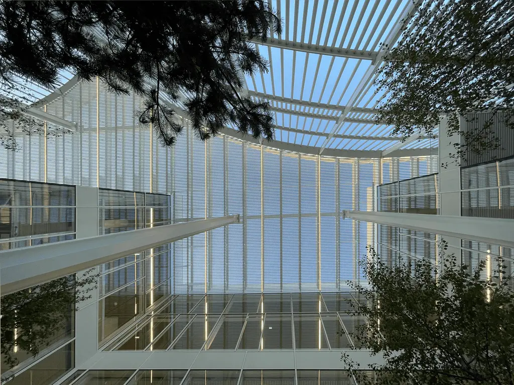 LEARNING_CENTER_UNIVERSITÉ_PARIS_SACLAY-Léon_Grosse_2_.png