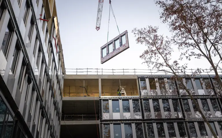 Léon Grosse solutions énergies renouvelables rénovation et construction de façades hors site bois Léon Grosse solutions énergies renouvelables rénovation et construction de façades hors site bois