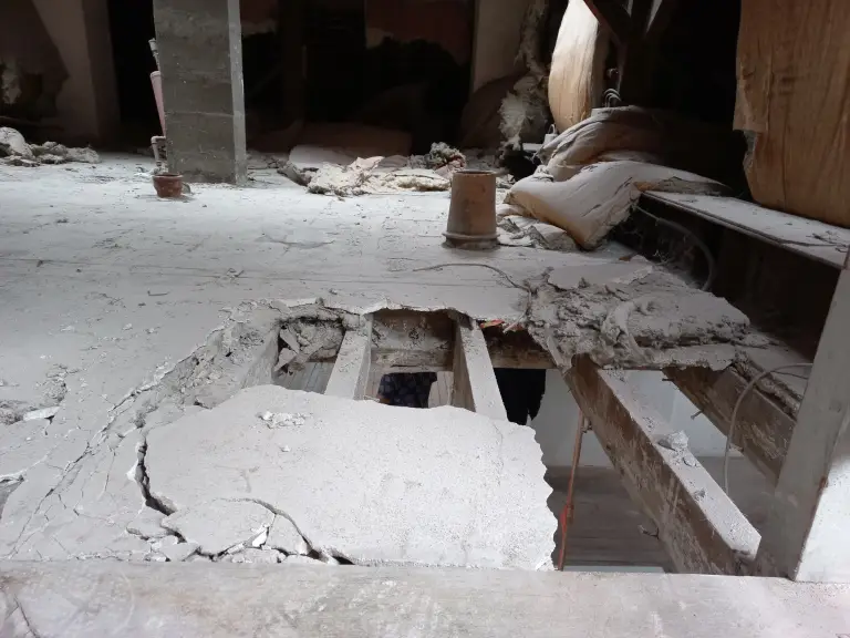 La réfection du plancher des combles du pavillon panhard