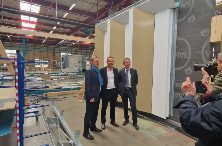 Visite presse de l'usine Techniwood de Rumilly