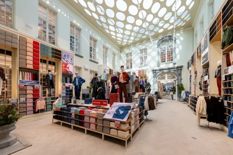 Uniqlo_Antwerp.jpg
