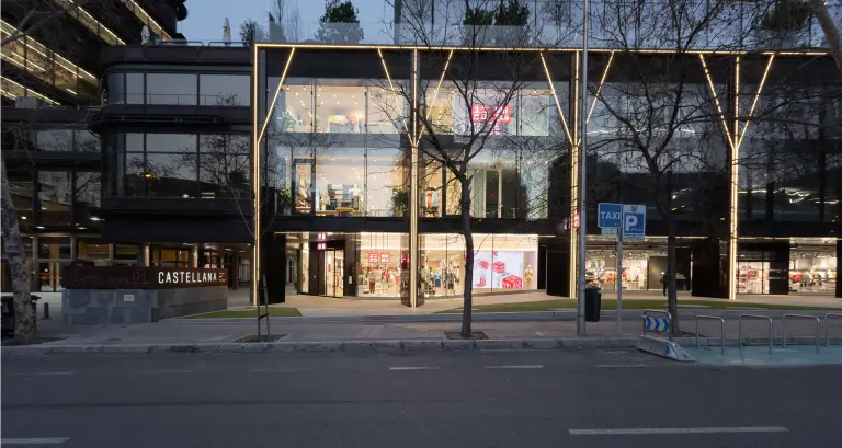 Uniqlo_Madrid_698c47819906c